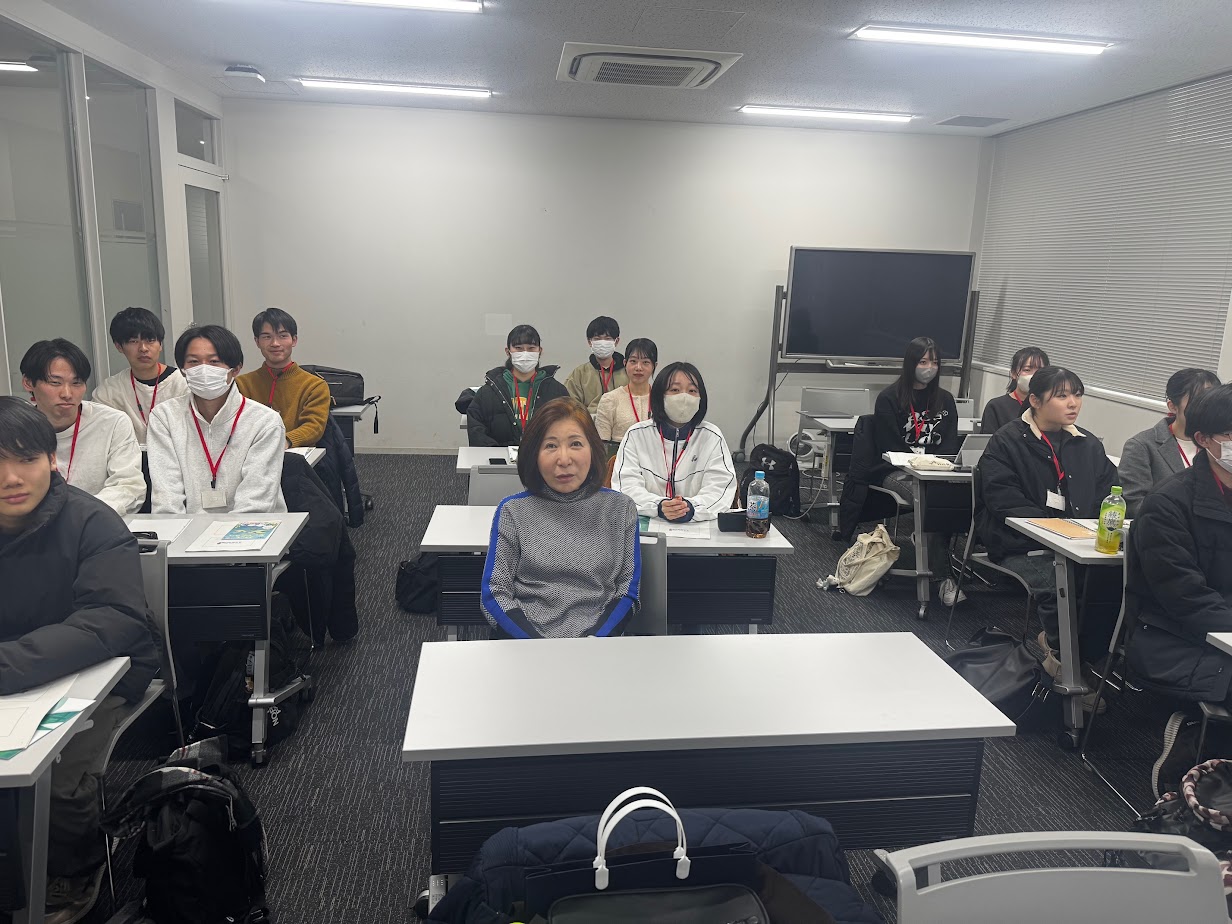 中山 惠子ゼミ風景